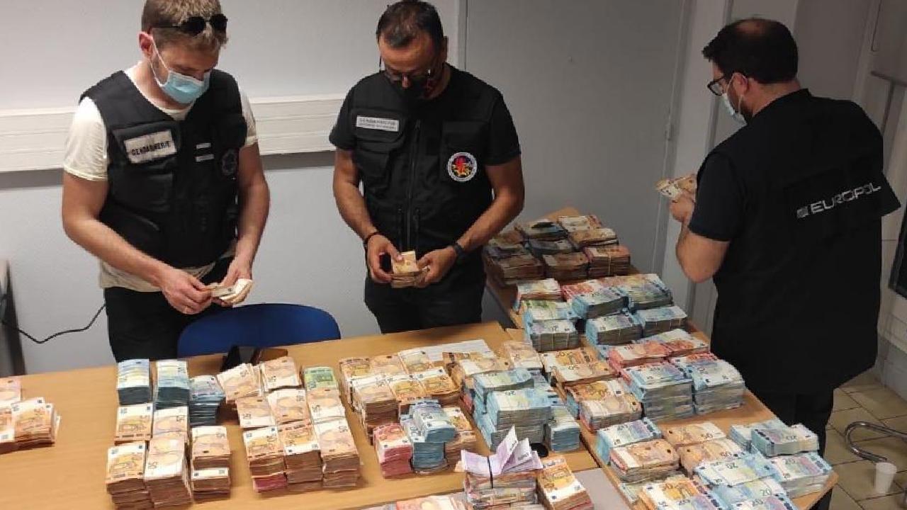 Europol, PKK'nın Avrupa'da Uyuşturucu ve İnsan Kaçakçılığıyla Finansman Sağladığını Açıkladı