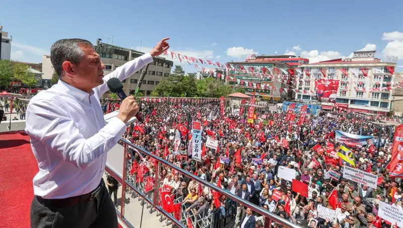 Özgür Özel’den Kritik Açıklama: Örgütün Silah Bırakmasını Destekliyoruz!