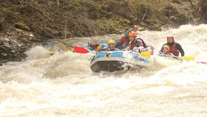 Rafting Tutkunları Akın Ediyor: Debi Artışı Heyecan Yarattı