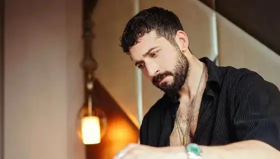 Oyuncu Emre Bulut’a Şok Suçlama: Sahte Komiserle Araç Başkaldırısı