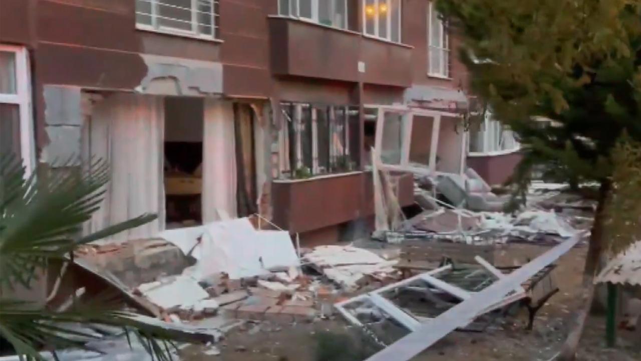 İstanbul'daki Apartmanda Patlama: 1 Kişi Hayatını Kaybetti