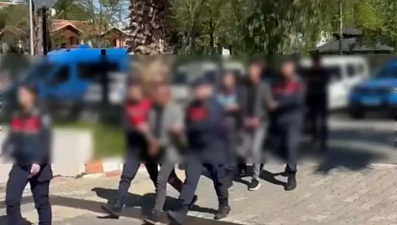 Aydın'da Dehşet! Gaspa Uğrayan Adamı Yakmaya Çalıştılar