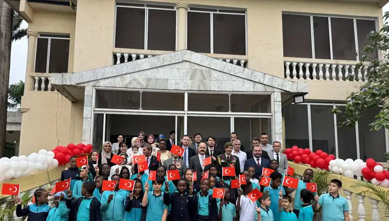 Kamerun’da 23 Nisan Ulusal Egemenlik ve Çocuk Bayramı Coşkuyla Kutlandı