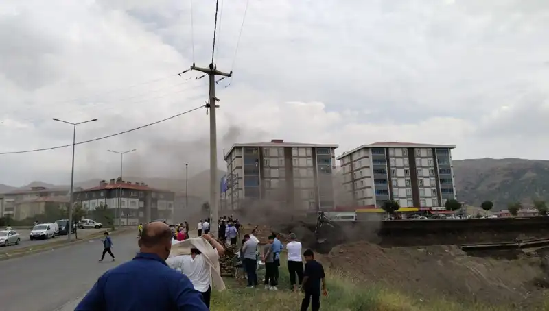 Bitlis'te Doğalgaz Hattında Şok Patlama: Can ve Mal Kaybı Olacak mı?