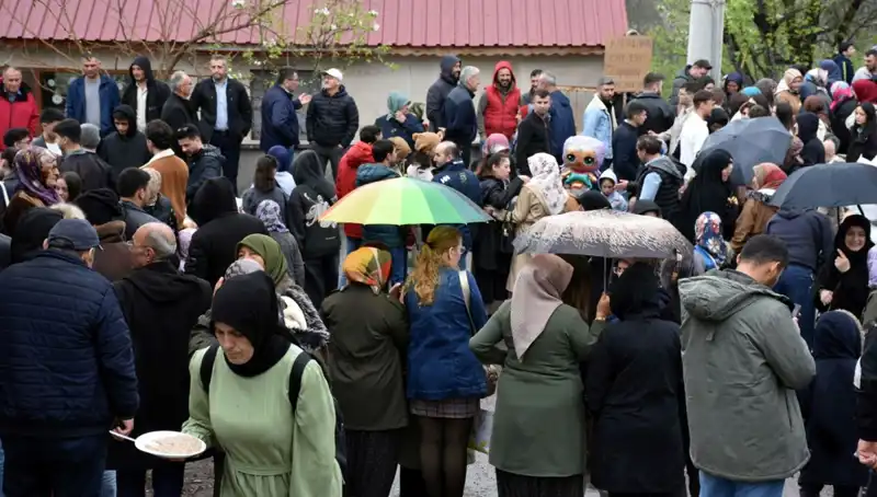 12 Bin Kişiyle Bir Asırlık Gelenekte Bayram Coşkusu Yaşandı
