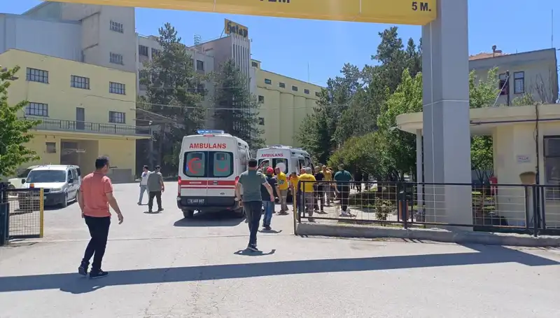 Çorum'daki Un Fabrikasında Patlama: 10 Yaralı, Durumlar Ciddileşiyor