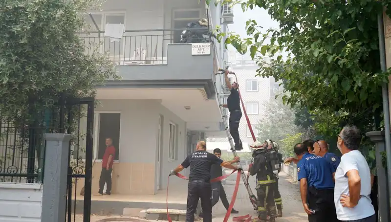 Arkadaş Kavgası Alevlere Dönüştü: Daireler Yakıldı!