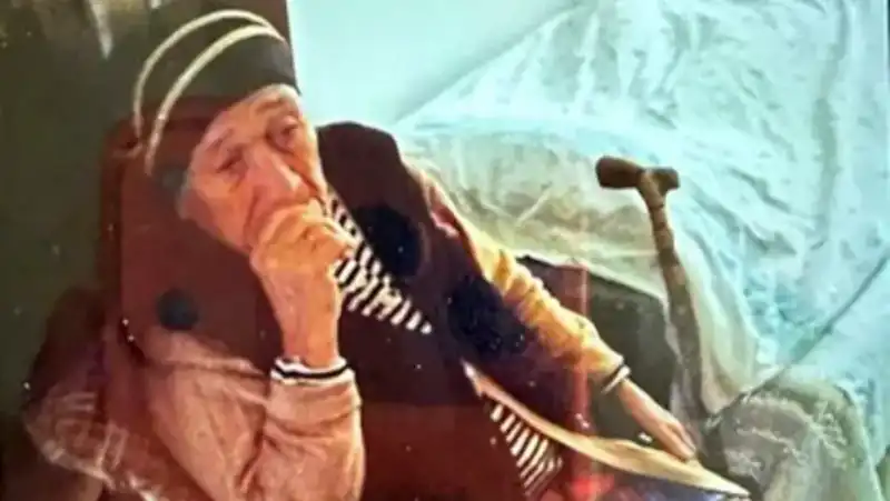 Kan Donduran Cinayet: Torun, Anneannesini Bastonla Öldürdü!