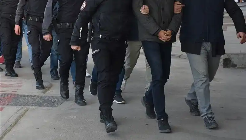 5 İlde FETÖ Operasyonu: 10 Şok Gözaltı ile Terör Ağı Çökerildi