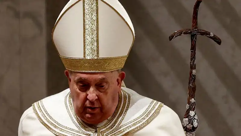 Vatikan Hastanesi'nde Kritik Anlar: Papa Francis’in Sağlığı Neden Endişe Veriyor?