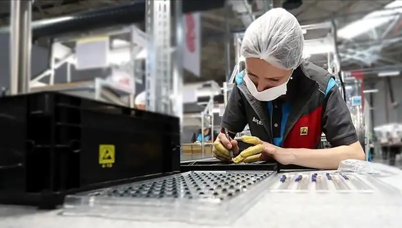 Foxconn, Yapay Zeka Alanında Çığır Açacak Yeni Dil Modelini Tanıttı