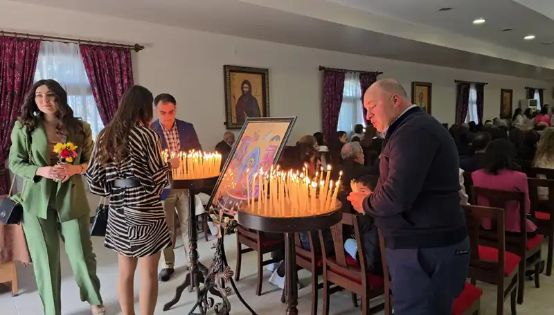 Hatay'da Renkli Görüntülerle Çiçek Bayramı Coşkusu Yaşandı