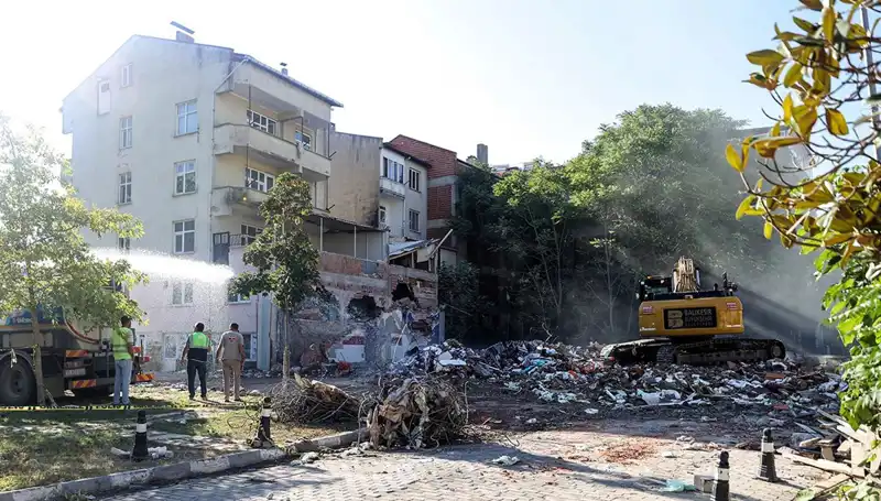 Sındırgı'da Depremler Artmaya Devam Ediyor: Son Gelişmeler Neler?