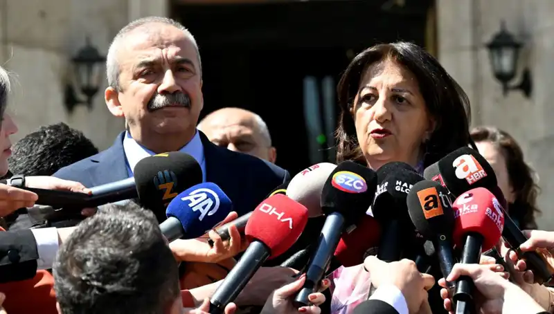 Sırrı Süreyya Önder’in Sırası Geldi: Kimdir ve Sağlık Durumu Nedir?