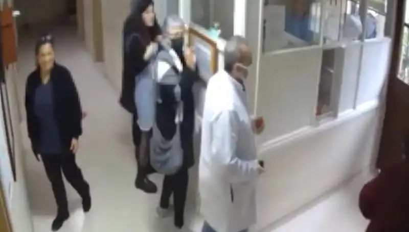 Üsküdar'da Doktora Cumhurbaşkanına Hakaretten Hapis İstemi: Olayın Detayları
