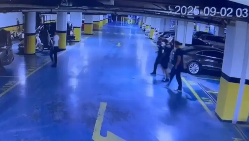 İzmir'de Kaçırılan Tekstilci, İstanbul Bağcılar'da Bulunduğu Yerin İzini Bıraktı