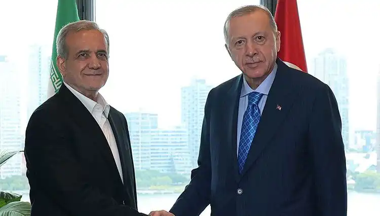 Cumhurbaşkanı Erdoğan, Barış Diplomasi Adımlarıyla Dünya Kamuoyunu Etkiliyor