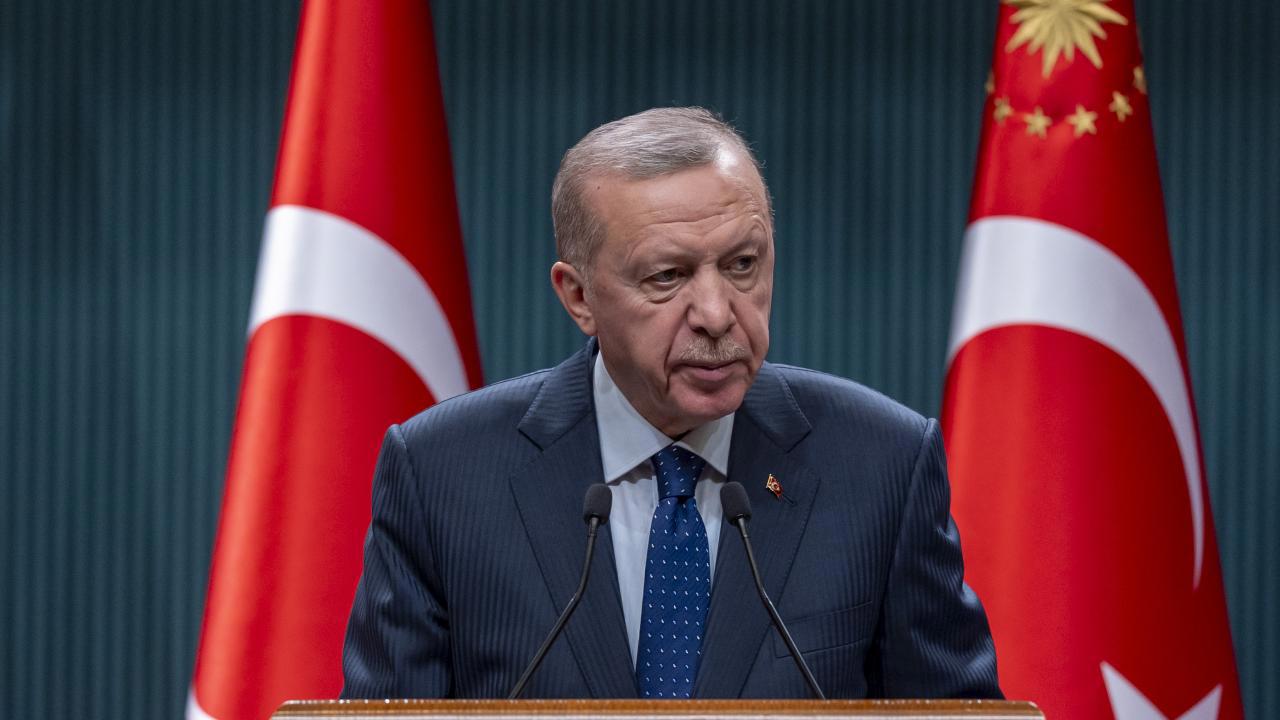 Cumhurbaşkanı Erdoğan, Dezenflasyon Sürecinin 2025'e Kadar Devam Edeceğini Belirtti