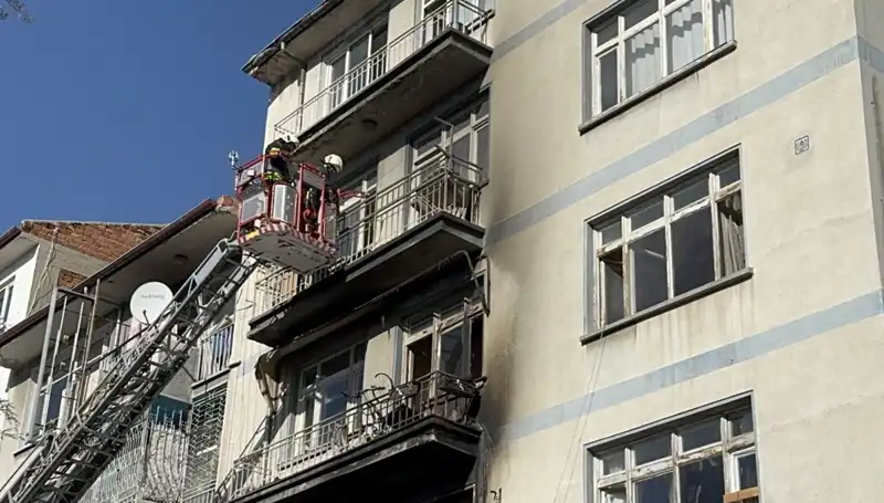 Konya'da Facianın Eşiğinden Dönüldü: İki Çocuk Yangında Hayatını Kaybetti