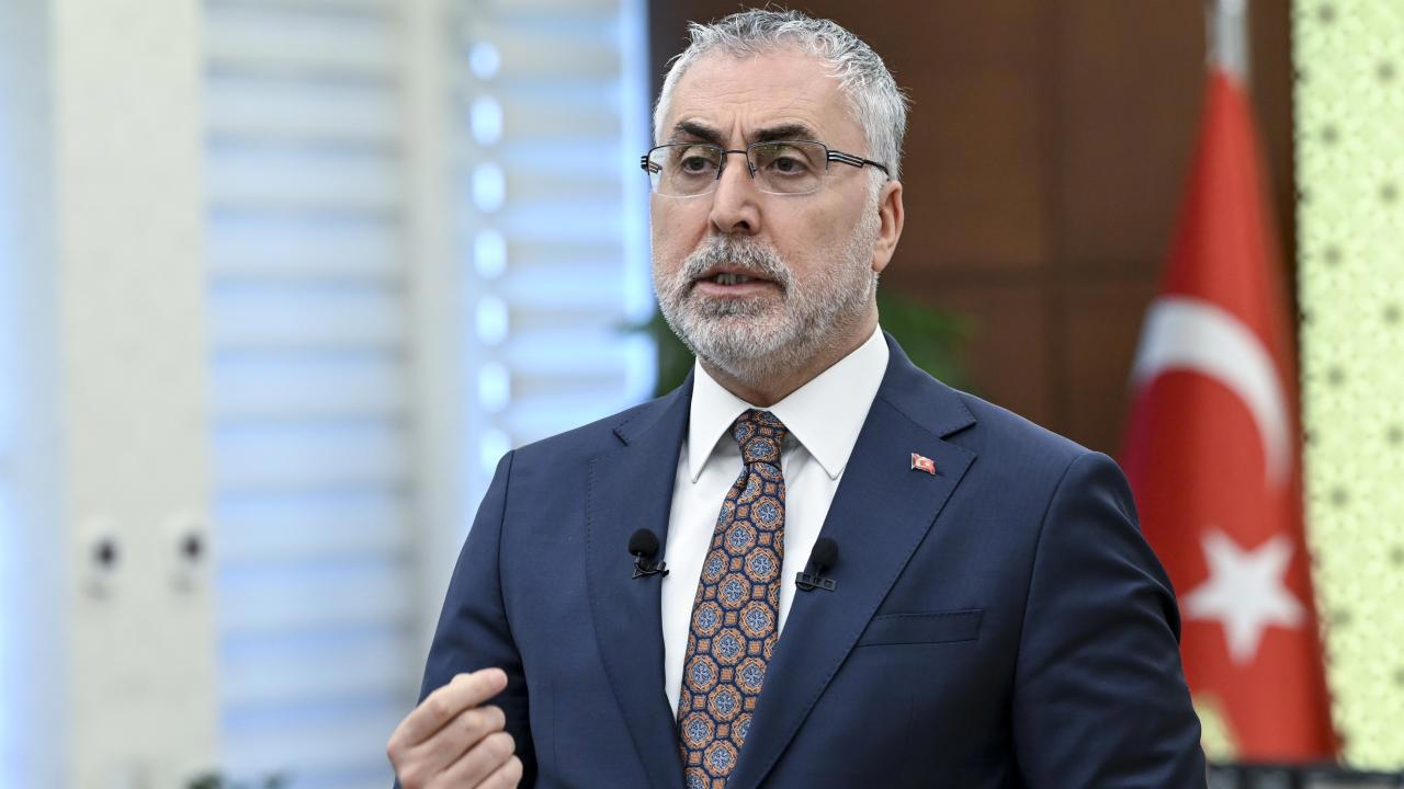 Bakan Işıkhan'dan Asgari Ücret Değerlendirmesi