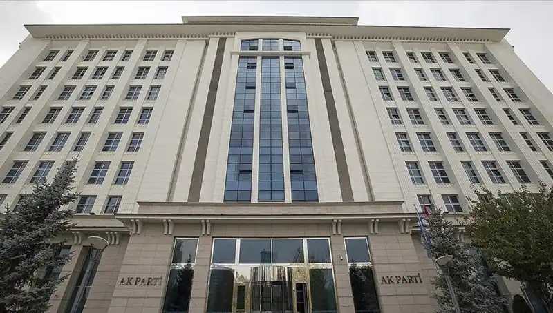 AK Parti, Yeni Anayasa Komisyonu ile Tarihi Bir Toplantıya İmza Atıyor