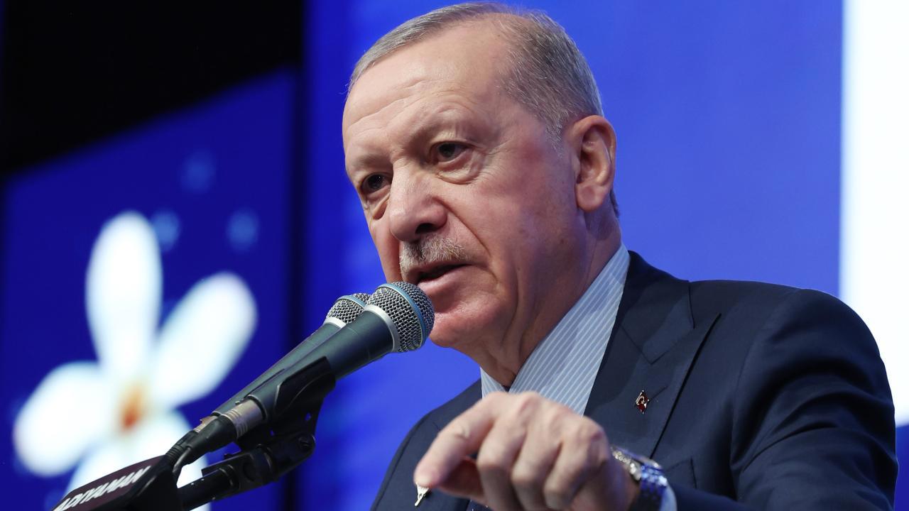 Erdoğan: Deprem Bölgesinde Evine Girmeyen Vatandaşları Unutmayacağız