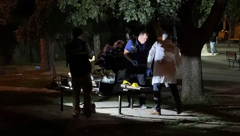 **Kanlı Husumet: Bir Ölü, İki Yaralı ile Sonuçlandı**