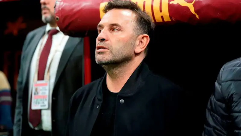 Galatasaray’da Okan Buruk’tan Şaşırtan Değişiklik: Takımda Neler Oluyor?