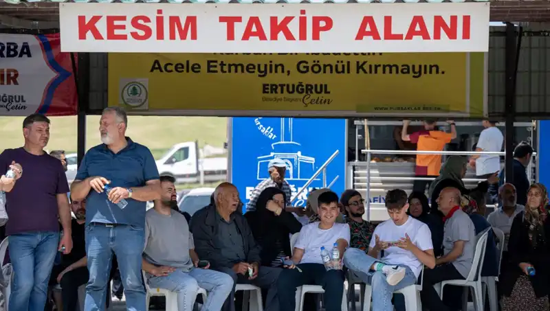 Ankara Kurban Pazarlarında Yoğunluk: Alıcılar ve Satıcılar Ne Düşünüyor?