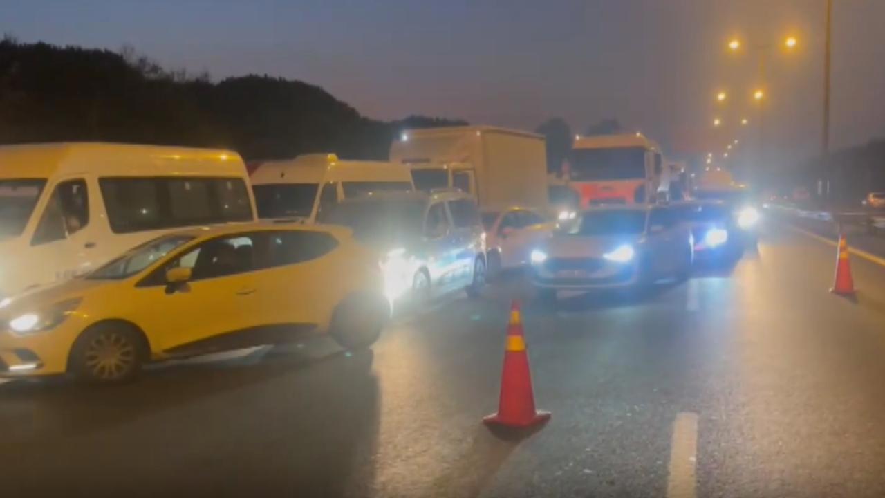 Trafik Kazası: TEM Otoyolu'nda Tanker Kamyonuyla Çarpıştı