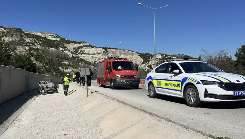 Burdur'da Korkunç Kaza: İki Çocuk da Yer Aldı, Dört Yaralı