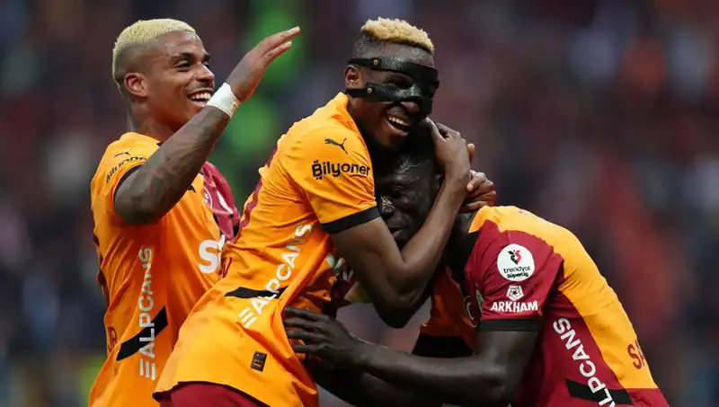 Lemina: Osimhen’in Kariyer Tercihine Saygı Gösterilmeli