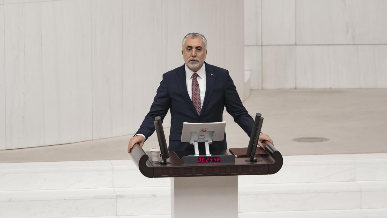 Bakan Işıkhan'dan İşçi ve İşverenler İçin Vaatler