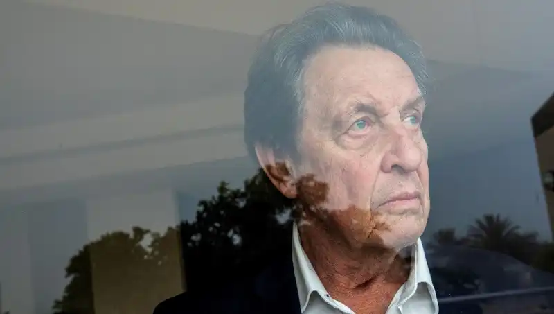 Elon Musk’ın Babası, Kızının Geleceği İçin Cinayet İşlediğini Açıkladı
