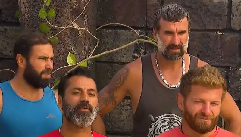 Survivor'da Şok Edici Veda: Kader Birleşmeyi Getirmedi Mi?