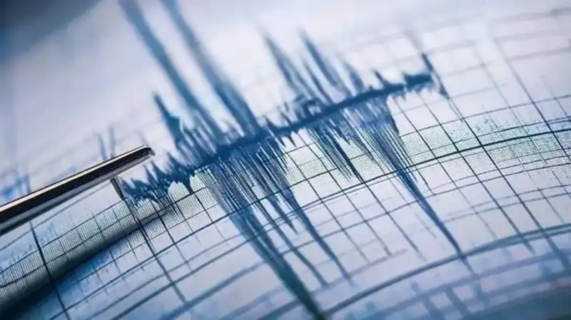 Ege Denizi’nde Şiddetli Deprem: 4.8 Büyüklüğünde Sarsıntı Yaşandı