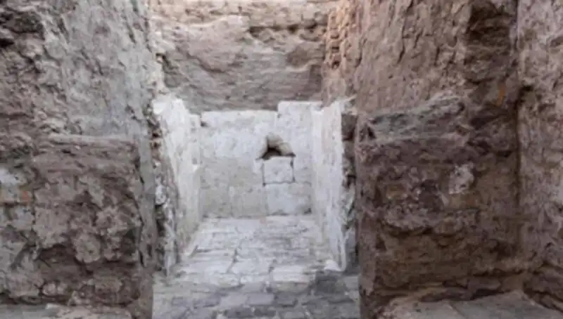 Mısır’da Tarihe Işık Tutan Yeni Bir Keşif: 3.500 Yıllık Kraliyet Mezarı
