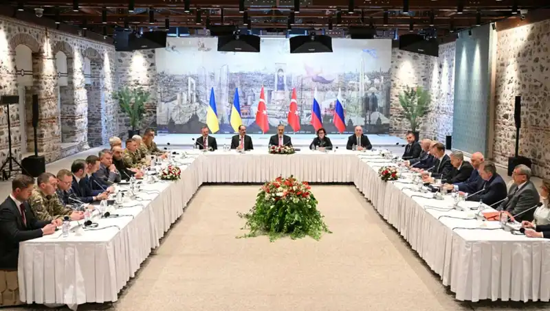 İstanbul'da Barış Zirvesi: Rus Heyeti Türkiye'de Kritik Görüşmeler Yapacak