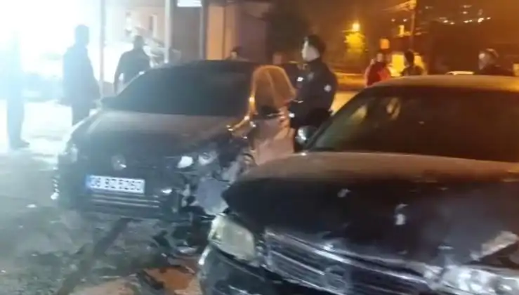Çevirmeden Kaçarken Kazaya Karışan Araçta Neler Oldu?