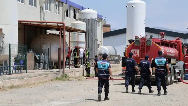Elazığ’da Gaz Dolum Tesisinde Korkutan Patlama: Can Kaybı Var mı?