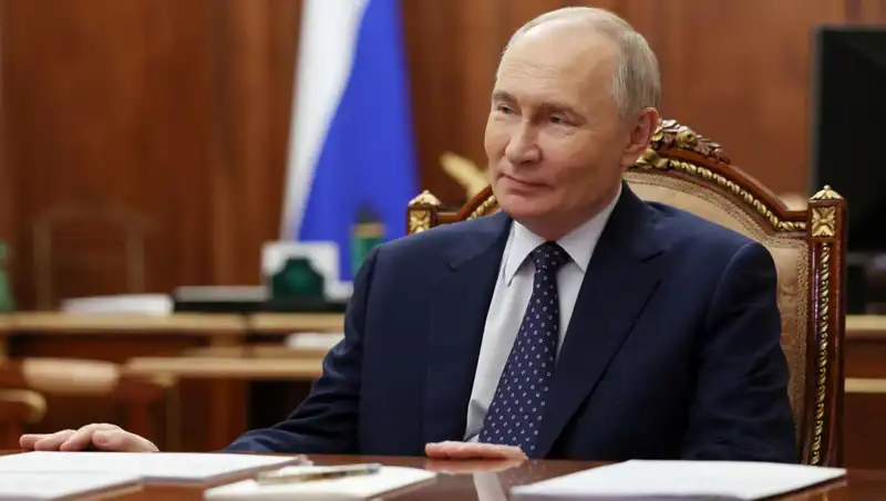 Putin, Çin ile Uzayda Gelecek için İddialı Planlarını Duyurdu