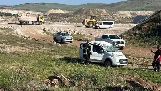 Mardin'de Feci Kaza: Dört Kişi Yaralandı, Olayın Detayları Şok Edici!