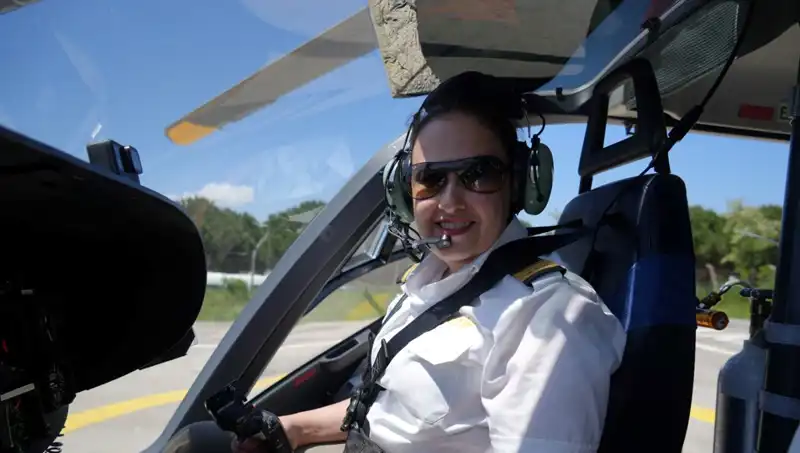 Türkiye’nin Tek Kadın Ambulans Helikopter Pilotunun Vahşi Mücadelesi